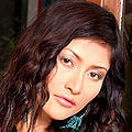 Bella long had a schlong, very wide and very long. sing it